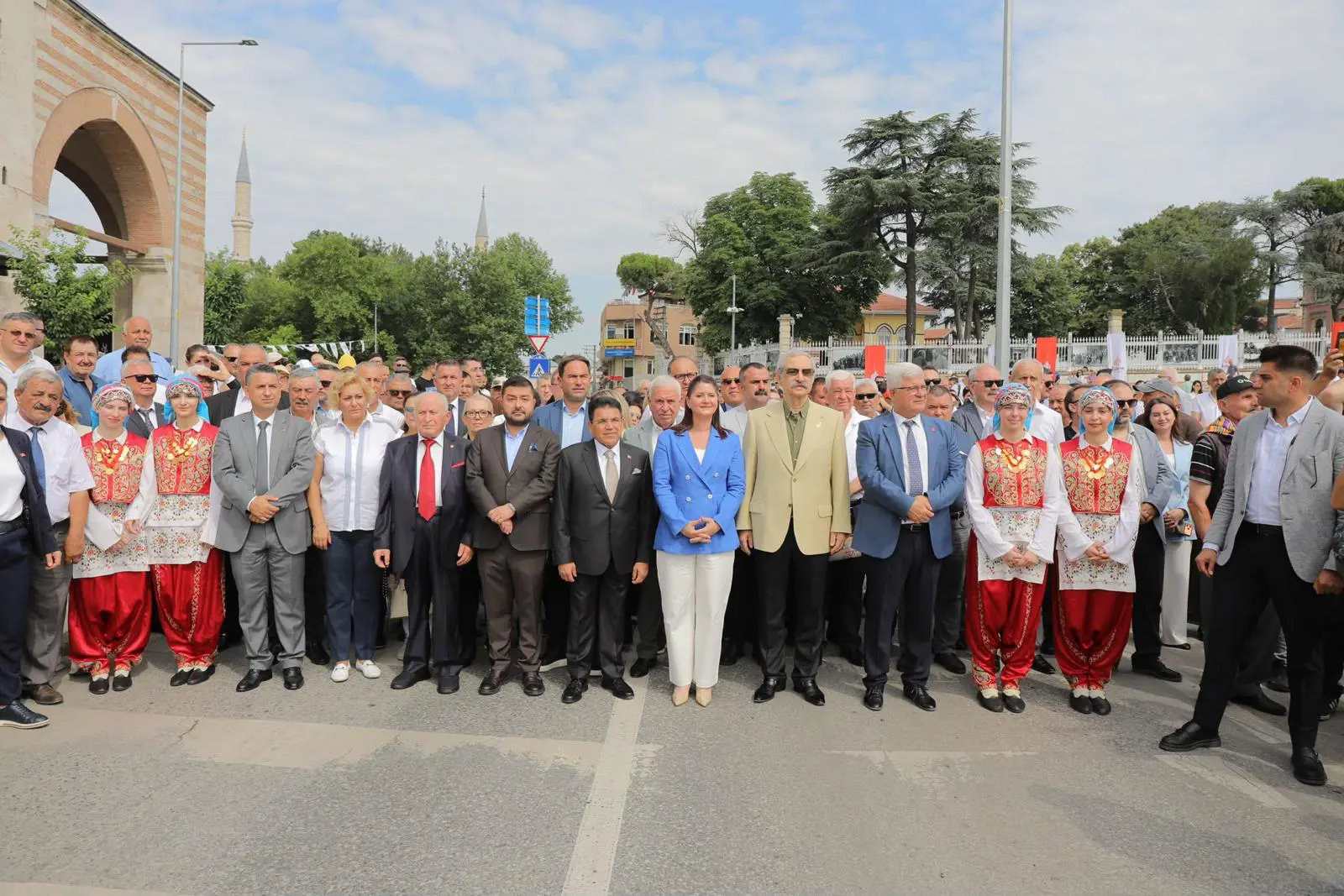 665 YILLIK EFSANE: KIRKPINAR YAĞLI GÜREŞLERİ’İNDE AĞA KARŞILAMA TÖRENİ GERÇEKLEŞTİRİLDİ galeri görseli